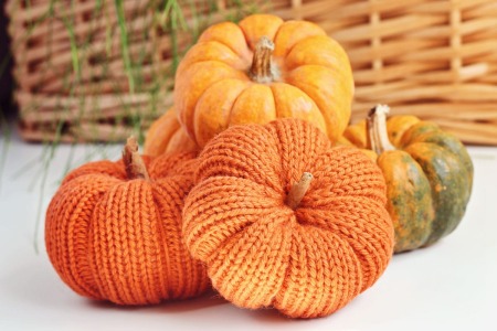 knitted-pumpkins Knitted Pumpkins